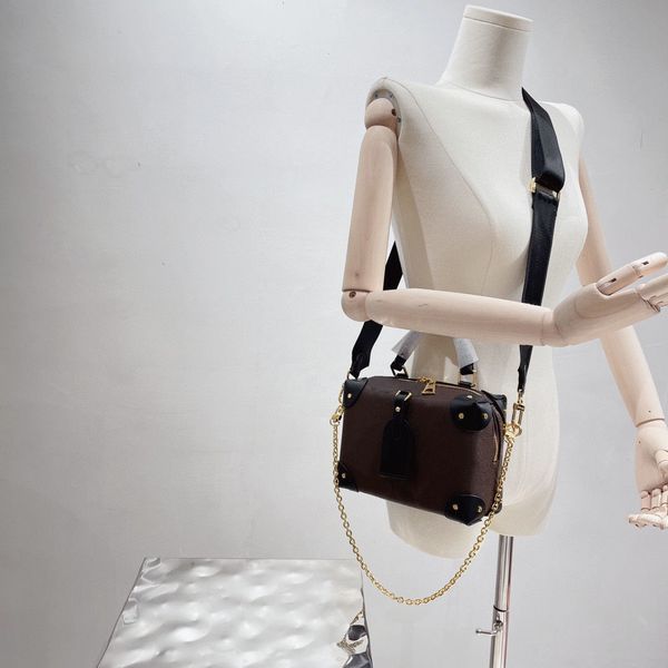 louis vutton bag2021 women luxury designer shoulder bag ladies brand fashion purse mini classic bags genuine leather crossbody handbag doubl
louis vutton bag2021 women luxury designer shoulder bag ladies brand fashion purse mini classic bags genuine leather crossbody handbag doubl