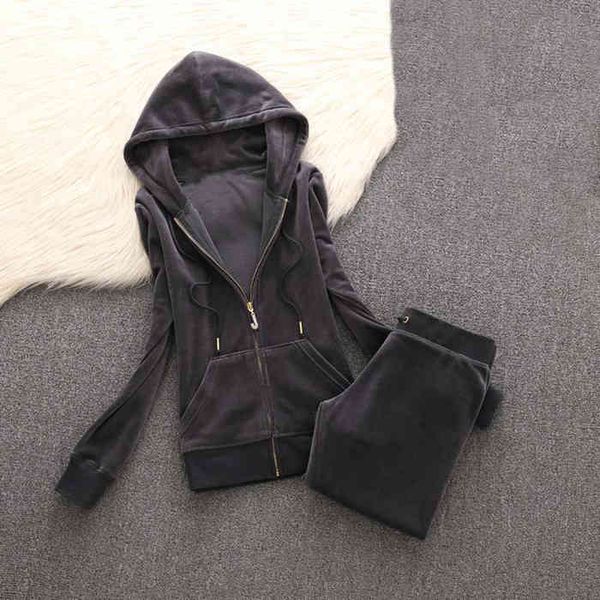 senior tracksuits luxury spring/fall women's brand velvet fabric tracksuits velour track women hoodies and pants fat sister sportsweart, Gray
senior tracksuits luxury spring/fall women's brand velvet fabric tracksuits velour track women hoodies and pants fat sister sportsweart, Gray