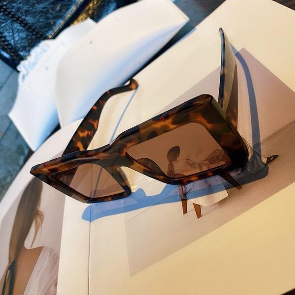 sunglasses american style big box square glasses women trending wide legs vintage men sun luxury designer driving uv400, White;black
sunglasses american style big box square glasses women trending wide legs vintage men sun luxury designer driving uv400, White;black