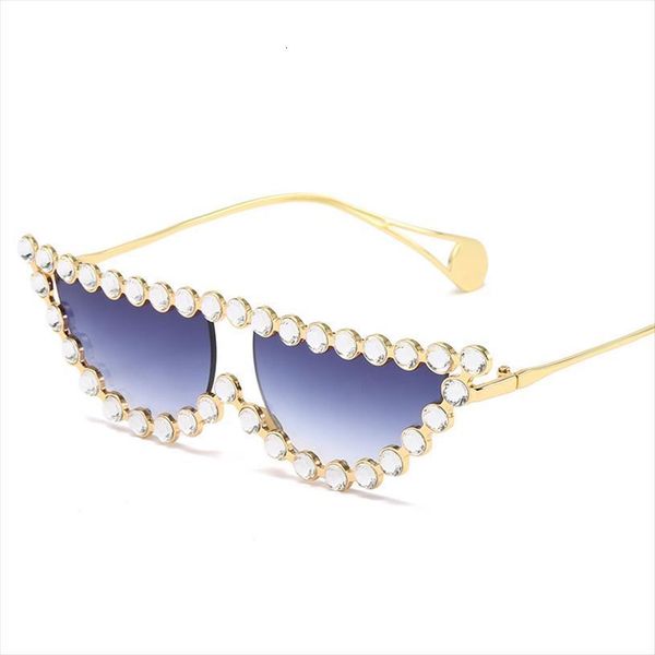 Diamond Tiny Pearl Carter Frame Cat Eye Sunglasses Women Vintage Triangle Shades Rhinestone For Female Metal Uv400, White;black
Diamond Tiny Pearl Carter Frame Cat Eye Sunglasses Women Vintage Triangle Shades Rhinestone For Female Metal Uv400, White;black