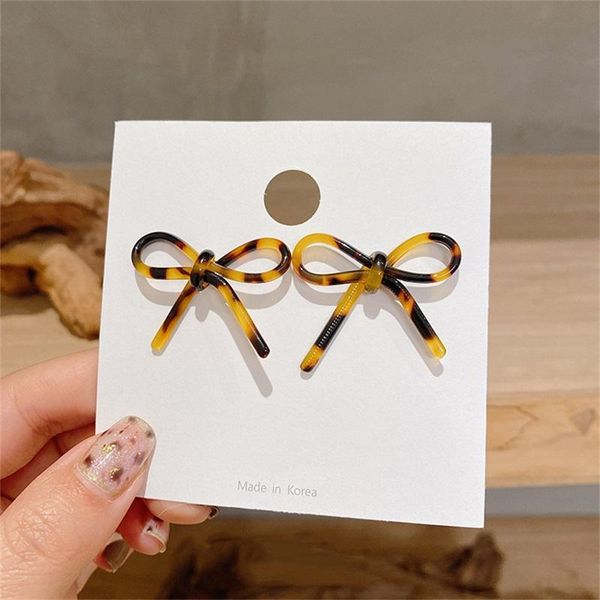 korean version of personality fashion retro leopard bow acrylic niche sweet and romantic small versatile earrings women dangle & chandelier, Silver
korean version of personality fashion retro leopard bow acrylic niche sweet and romantic small versatile earrings women dangle & chandelier, Silver