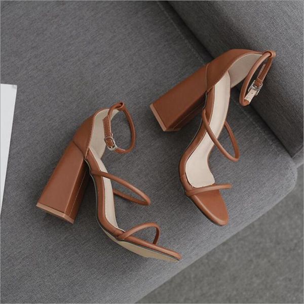 sandals women thick high heels 2021 summer shoes fashion all-match open toe ankle buckle strap ladies pumps size 35-42, Black
sandals women thick high heels 2021 summer shoes fashion all-match open toe ankle buckle strap ladies pumps size 35-42, Black