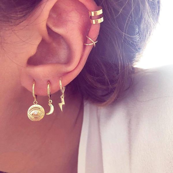 fashion moon eyes porous earrings combination
fashion moon eyes porous earrings combination