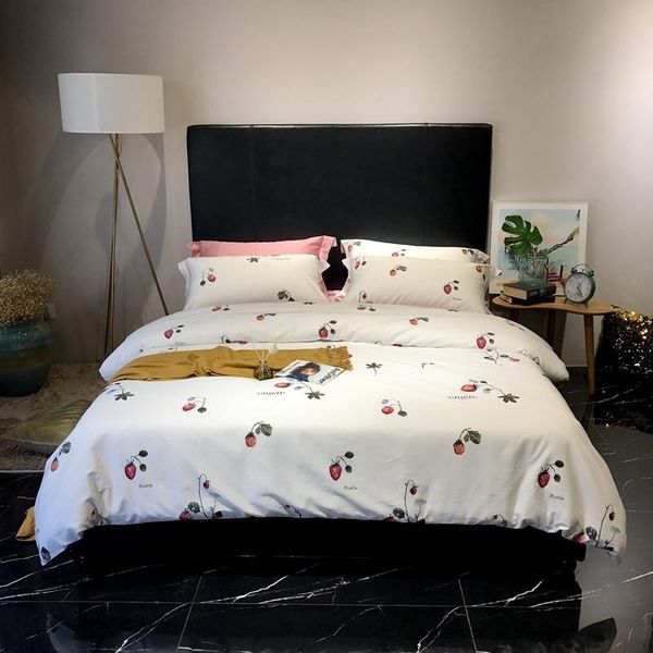 bedding sets 2021 spring long-staple cotton set double king size bed duvet cover+bed sheet+pillowcases
bedding sets 2021 spring long-staple cotton set double king size bed duvet cover+bed sheet+pillowcases