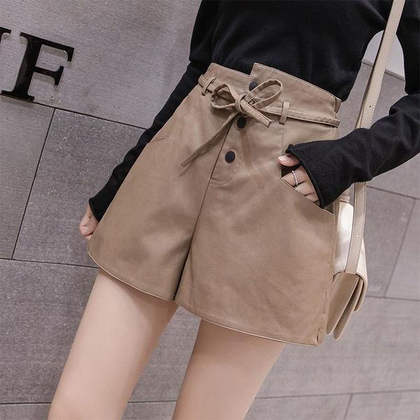 women's shorts 2021 autumn korean the wild high waist was thin pu leather wide leg loose lacing women, White;black
women's shorts 2021 autumn korean the wild high waist was thin pu leather wide leg loose lacing women, White;black