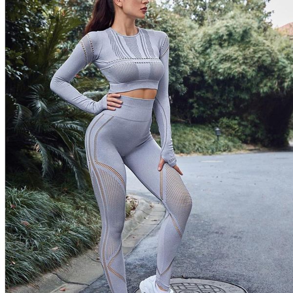 yoga outfit seamless hollow suit hip raise pants sports high waist tight fitness long sleeve crop for women gym set
yoga outfit seamless hollow suit hip raise pants sports high waist tight fitness long sleeve crop for women gym set