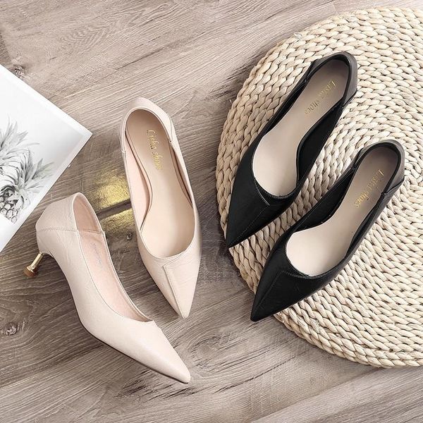 dress shoes 2021 women pumps suede high heels thick round head waterproof platform black single female bottom was thin u14-25
dress shoes 2021 women pumps suede high heels thick round head waterproof platform black single female bottom was thin u14-25