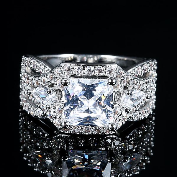 cluster rings kinel big bling zircon stone for women engagement wedding fashion silver color 2021, Golden;silver
cluster rings kinel big bling zircon stone for women engagement wedding fashion silver color 2021, Golden;silver