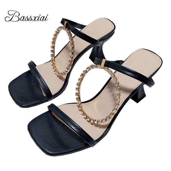circular diamond decor runway mules lady summer kitten heel open toe slingbacks genuine leather sandals women, Black
circular diamond decor runway mules lady summer kitten heel open toe slingbacks genuine leather sandals women, Black