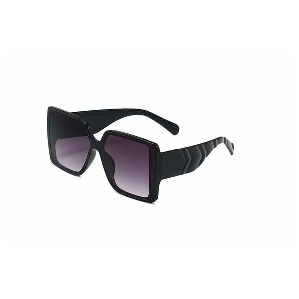 2021 women fashion sunglasses luxury brand designer oversized square sun glasses female summer style travel eyewear unisex, White;black
2021 women fashion sunglasses luxury brand designer oversized square sun glasses female summer style travel eyewear unisex, White;black