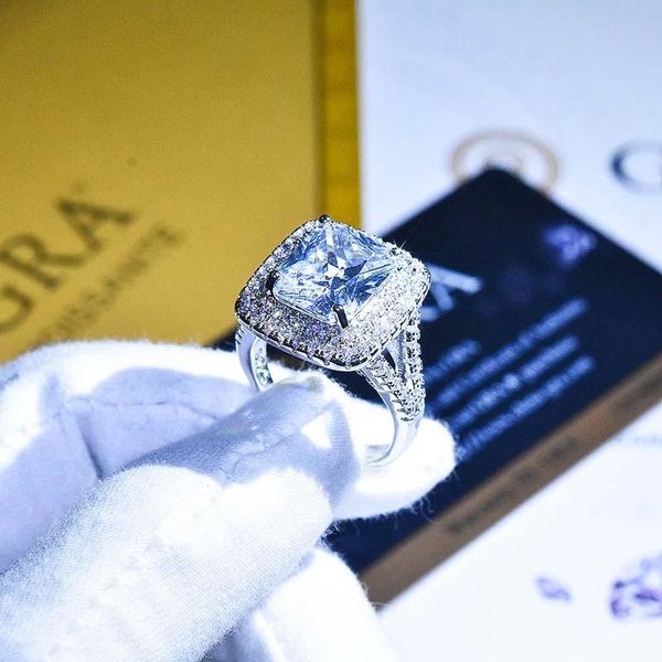 wedding rings luxury women ring fashion square micro pave cz engagement finger creativity anneaux female party jewelry, Slivery;golden
wedding rings luxury women ring fashion square micro pave cz engagement finger creativity anneaux female party jewelry, Slivery;golden