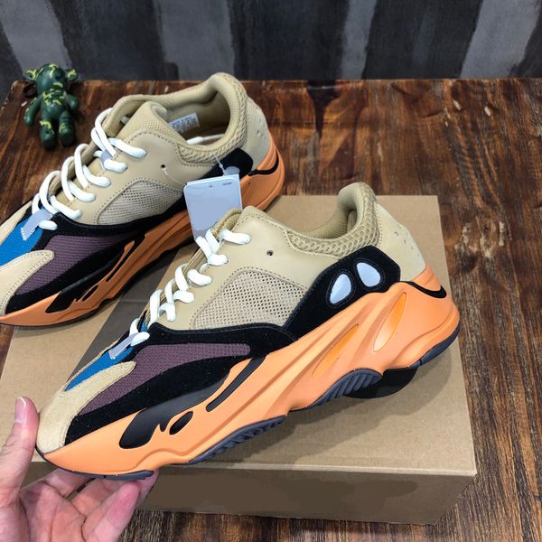 2022 designer low cut running shoes v3 v2 v1 alvah reflective fluorescence mens womens sneakers shockproof luxury sneakers size36-46
2022 designer low cut running shoes v3 v2 v1 alvah reflective fluorescence mens womens sneakers shockproof luxury sneakers size36-46