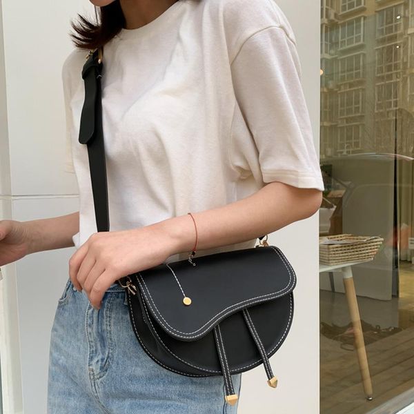 evening bags small bag female trendy korean version of the wild messenger fashion wide shoulder strap texture one-shoulder saddle