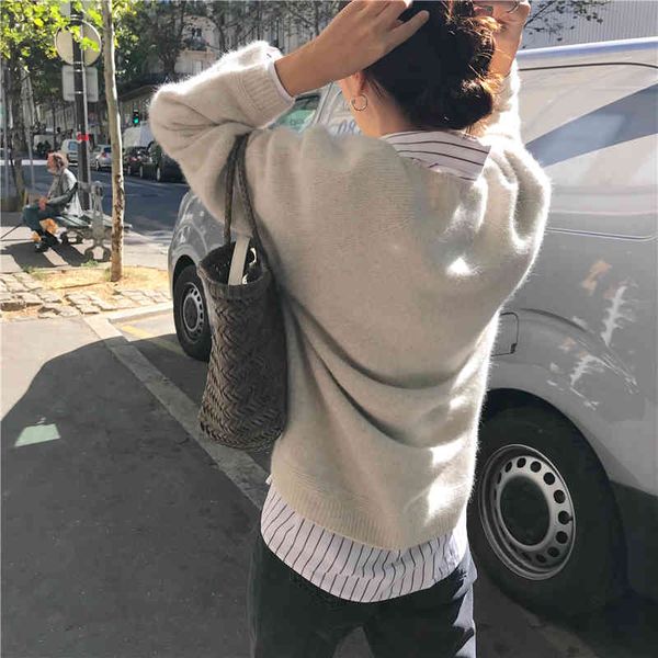 colorfaith new 2021 autumn winter womens sweaters pullovers warm minimalist korean oversize pink solid lady jumpers sw1119jx, White;black
colorfaith new 2021 autumn winter womens sweaters pullovers warm minimalist korean oversize pink solid lady jumpers sw1119jx, White;black