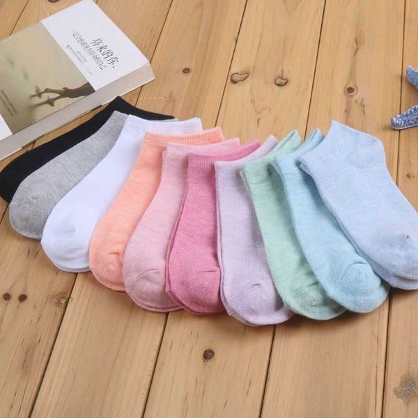 10pcs=5pairs/lot colorful candy invisible cotton women non- slip ankle socks white black gray tj255 210526, Black;white
10pcs=5pairs/lot colorful candy invisible cotton women non- slip ankle socks white black gray tj255 210526, Black;white