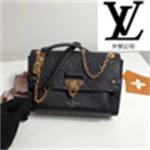 lx55 m44151 black printed leather chain bag women handbags iconic bags handles shoulder bags totes cross body bag clutches, Blue;pink
lx55 m44151 black printed leather chain bag women handbags iconic bags handles shoulder bags totes cross body bag clutches, Blue;pink