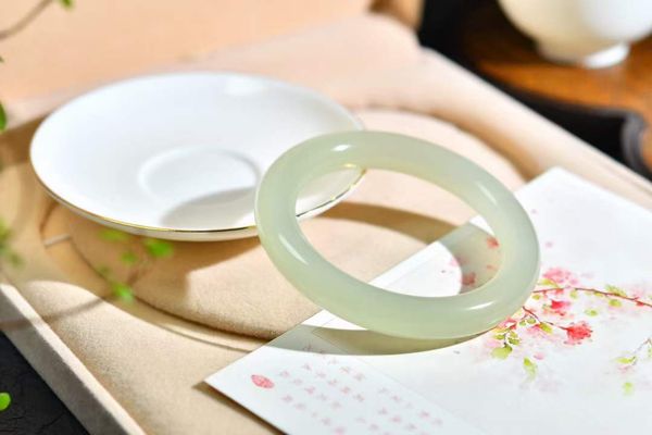 ice "qingshui" hetian 100% jade girl's bangle women's bracelets women wedding jewelry, Black
ice "qingshui" hetian 100% jade girl's bangle women's bracelets women wedding jewelry, Black