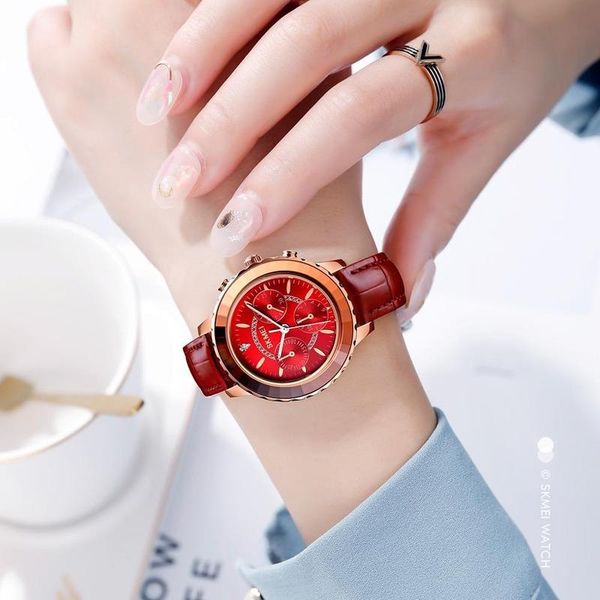 wristwatches skmei 1704 3d glass design quartz ladies watch japanese movement spiral leather belt stereo mirror waterproof sports, Slivery;brown
wristwatches skmei 1704 3d glass design quartz ladies watch japanese movement spiral leather belt stereo mirror waterproof sports, Slivery;brown