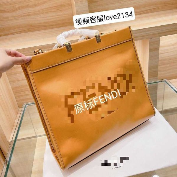 women luxurys designers bags 2021 womens handbags purses designer crossbody wallet bag louisbags_18 f super large shopping fashion versatile
women luxurys designers bags 2021 womens handbags purses designer crossbody wallet bag louisbags_18 f super large shopping fashion versatile