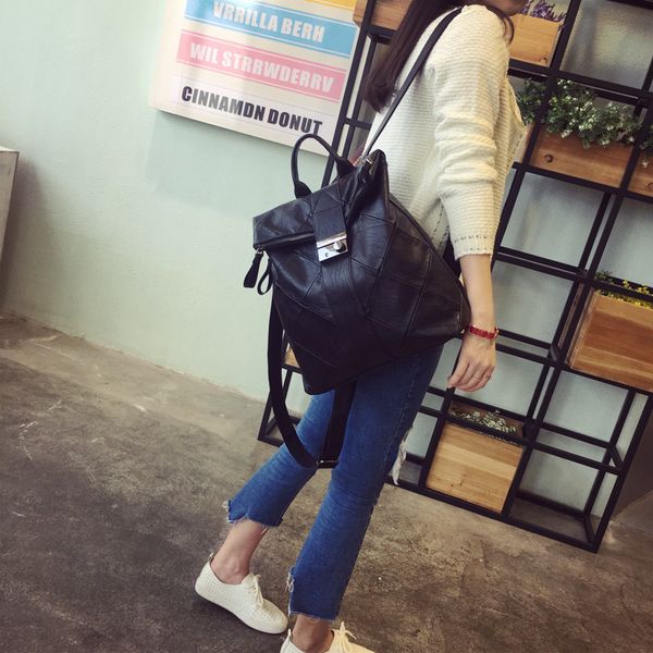 fashion backpack women's soft leather large capacity travel bag versatile student schoolbag trend
fashion backpack women's soft leather large capacity travel bag versatile student schoolbag trend