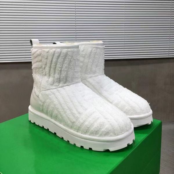 autumn and winter woman warm plush boots towel bread snow boots thick sole flat shoes slip on fur designer pillow boot high-end quality, Black
autumn and winter woman warm plush boots towel bread snow boots thick sole flat shoes slip on fur designer pillow boot high-end quality, Black
