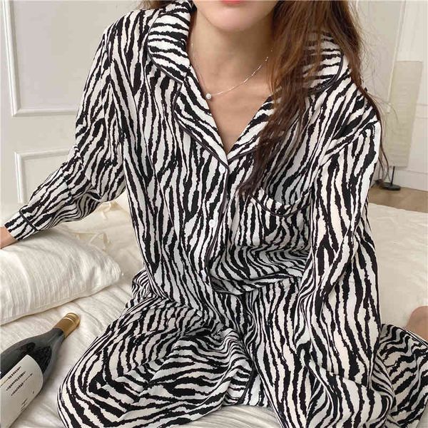 women's sleepwear spring pajamas casual cardigan long sleeve large size household clothing and autumn, Black;red
women's sleepwear spring pajamas casual cardigan long sleeve large size household clothing and autumn, Black;red