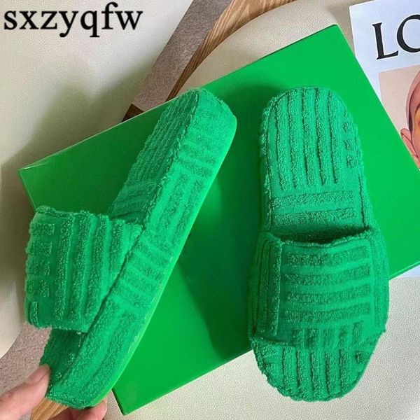 slippers autumn winter flat furry women thick sole open toe green mules outdoor runway flip flops 2021, Black
slippers autumn winter flat furry women thick sole open toe green mules outdoor runway flip flops 2021, Black