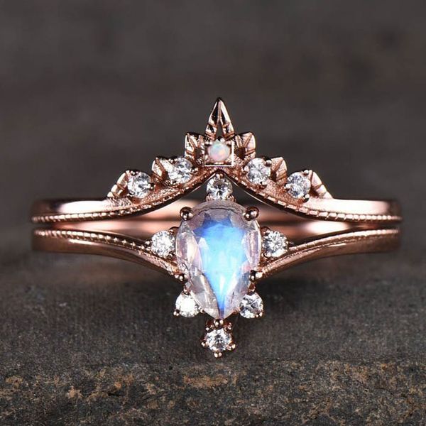 925 sterling silver set pear cut 5x7mm rainbow moonstone & natural opal engagement wedding ring for women gift, Slivery;golden
925 sterling silver set pear cut 5x7mm rainbow moonstone & natural opal engagement wedding ring for women gift, Slivery;golden