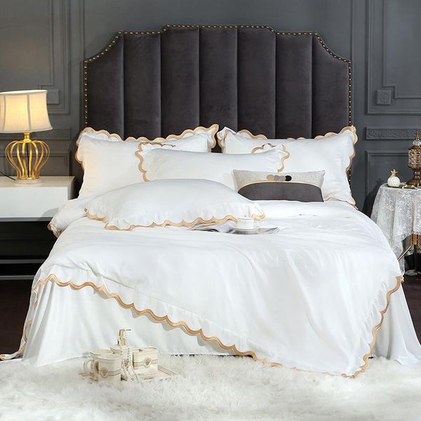 bedding sets white pink red blue luxury european style silky silk cover pillowcases edge embroidery gold duvet sheet/linen bed
bedding sets white pink red blue luxury european style silky silk cover pillowcases edge embroidery gold duvet sheet/linen bed