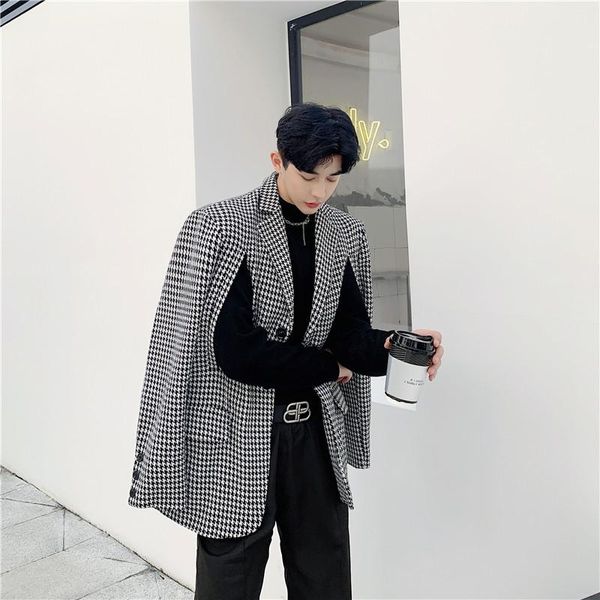 men's vests designer style cape thousand bird suit male model loose silhouette coat party nightclub, Black;white
men's vests designer style cape thousand bird suit male model loose silhouette coat party nightclub, Black;white