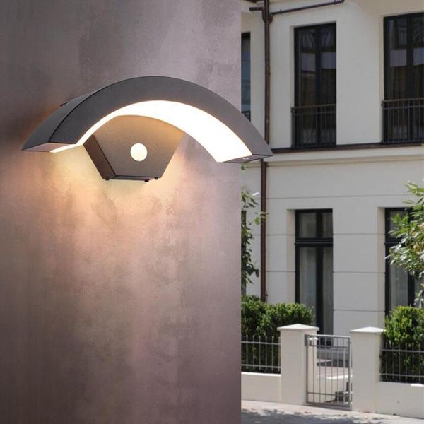 outdoor waterproof human body induction wall lamp 18w courtyard balcony entrance moon shaped lamps
outdoor waterproof human body induction wall lamp 18w courtyard balcony entrance moon shaped lamps