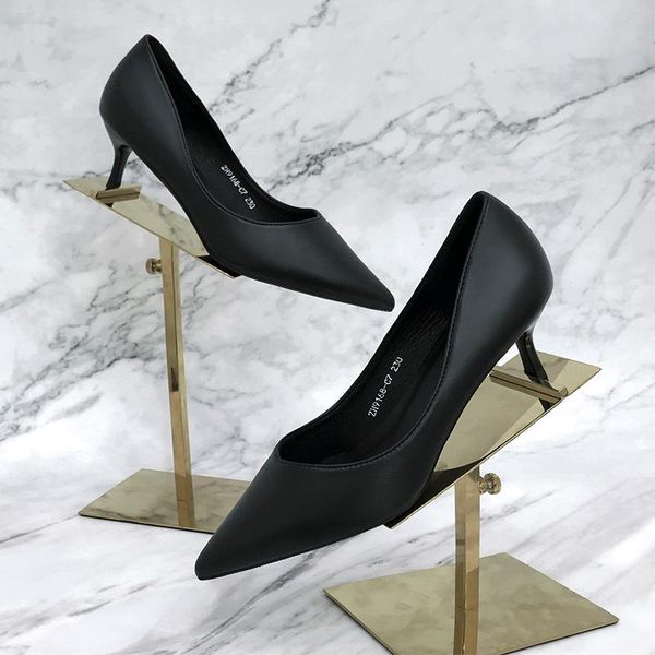 dress shoes super soft leather non grinding feet net red and black high heels student 5cmins fairy versatile girl
dress shoes super soft leather non grinding feet net red and black high heels student 5cmins fairy versatile girl