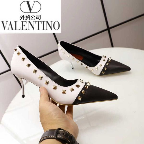 slippers men mules designer luxury pumps women high slides heels loafers sandals ballerinas sneakers dress shoes 0d5e, Black;white
slippers men mules designer luxury pumps women high slides heels loafers sandals ballerinas sneakers dress shoes 0d5e, Black;white
