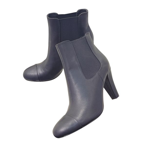 french chare full grain leather 8 cm high heel women's boots, italian super soft patent leather, sheepskin lining, top, Black
french chare full grain leather 8 cm high heel women's boots, italian super soft patent leather, sheepskin lining, top, Black