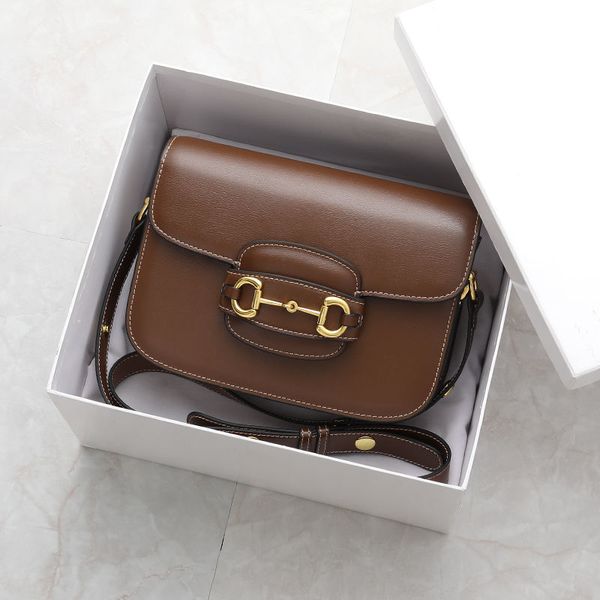 outlet saddle buckle 1955 horse bean curd box style one shoulder crossbar retro small square bag luxuryss yw
outlet saddle buckle 1955 horse bean curd box style one shoulder crossbar retro small square bag luxuryss yw