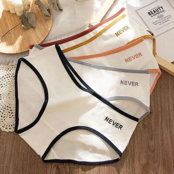 letter pure cotton underwear women's comfortable and sweet girl's middle waist breathable hip lifting briefs, Black;pink
letter pure cotton underwear women's comfortable and sweet girl's middle waist breathable hip lifting briefs, Black;pink