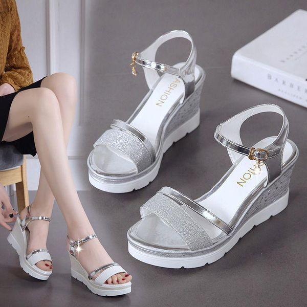 35-40 size summer women shoe 4-5cm heel height open toe sandals peep-toe anti-skidding platform students shoes, Black
35-40 size summer women shoe 4-5cm heel height open toe sandals peep-toe anti-skidding platform students shoes, Black