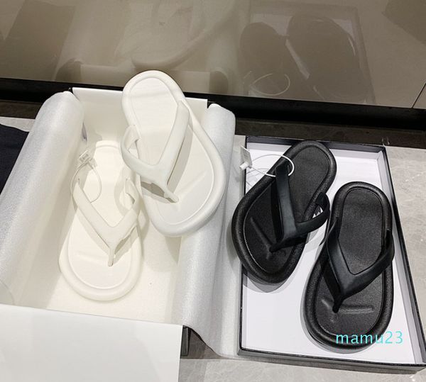 summer latest style fashion lazy person must flip-flop luxury designer trend female comfortable joker leisure flat slippers size 36-43, Black
summer latest style fashion lazy person must flip-flop luxury designer trend female comfortable joker leisure flat slippers size 36-43, Black