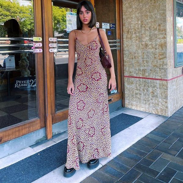 casual dresses print summer maxi dress women floral v neck sling sleeveless slim long female party beach holiday vestidos, Black;gray
casual dresses print summer maxi dress women floral v neck sling sleeveless slim long female party beach holiday vestidos, Black;gray