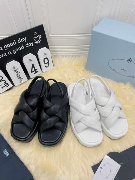 2022 summer platform sandals ladies fashion slippers cross woven beach roman shoes size 35-40, Black
2022 summer platform sandals ladies fashion slippers cross woven beach roman shoes size 35-40, Black