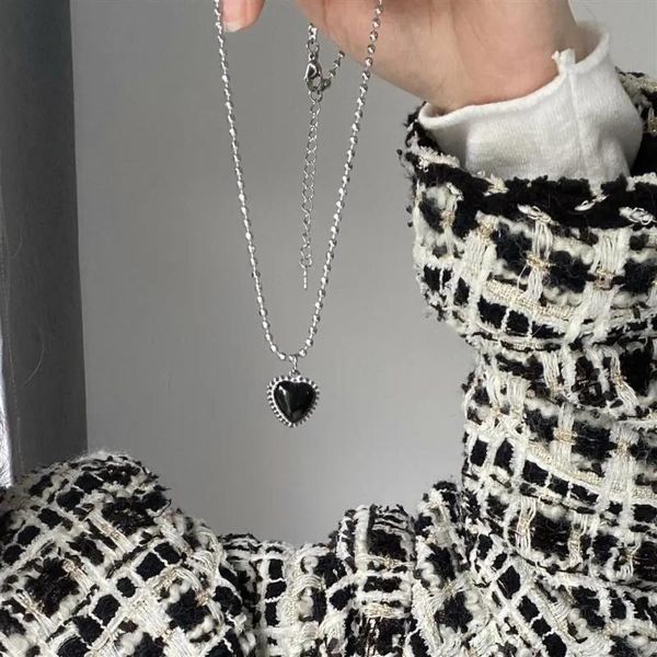 pendant necklaces kpop fashion beaded black choker necklace for women cute layered chain heart korean jewelry 2021 collar, Silver
pendant necklaces kpop fashion beaded black choker necklace for women cute layered chain heart korean jewelry 2021 collar, Silver