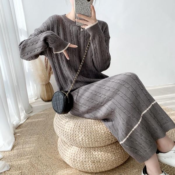 casual dresses 2021 autumn and winter women's sweater dress vintage striped pattern maxi long warm vestidos sweeter mujer, Black;gray
casual dresses 2021 autumn and winter women's sweater dress vintage striped pattern maxi long warm vestidos sweeter mujer, Black;gray