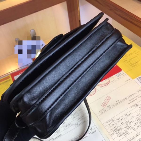 dio brand designer wallets women purse wallet card holder clutch bag ladies long hand purses drop woman's hands 23-15-8cm, Red;black
dio brand designer wallets women purse wallet card holder clutch bag ladies long hand purses drop woman's hands 23-15-8cm, Red;black