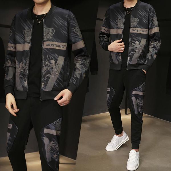 men's tracksuits trendy lion crown tracksuit men set 2021 autumn winter designer gold print two piece party sport zipper jacket, Gray
men's tracksuits trendy lion crown tracksuit men set 2021 autumn winter designer gold print two piece party sport zipper jacket, Gray