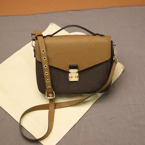 fashion women's bags wholesale women designer shoulder bag old flower crossbody leather chain wallet with box
fashion women's bags wholesale women designer shoulder bag old flower crossbody leather chain wallet with box