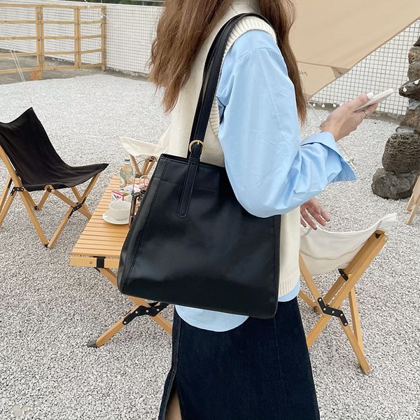 retro solid color women yellow handbag soft pu leather ladies shoulder underarm bag large capacity female casual tote for travel
retro solid color women yellow handbag soft pu leather ladies shoulder underarm bag large capacity female casual tote for travel