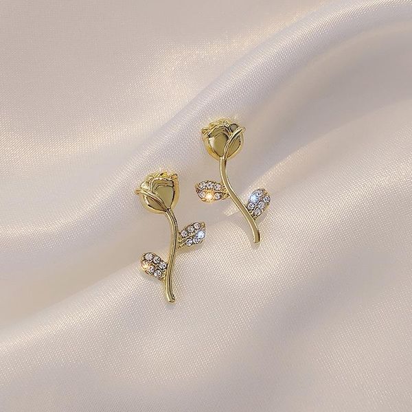cute romantic rose earrings female gifts metal asymmetric geometry crystal mini stud for women birthday party jewelry, Golden;silver
cute romantic rose earrings female gifts metal asymmetric geometry crystal mini stud for women birthday party jewelry, Golden;silver