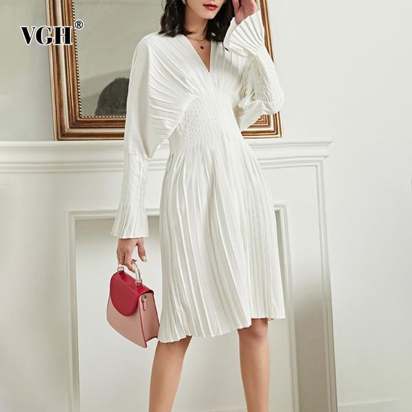 casual dresses vgh elegant white pleated midi dress female v neck bell long sleeve high waist korean fashion slim for women clothes, Black;gray
casual dresses vgh elegant white pleated midi dress female v neck bell long sleeve high waist korean fashion slim for women clothes, Black;gray