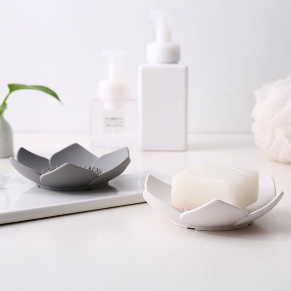 soap dishes box shape non-slip portable silicone for water draining solid color dish bathroom accessories
soap dishes box shape non-slip portable silicone for water draining solid color dish bathroom accessories