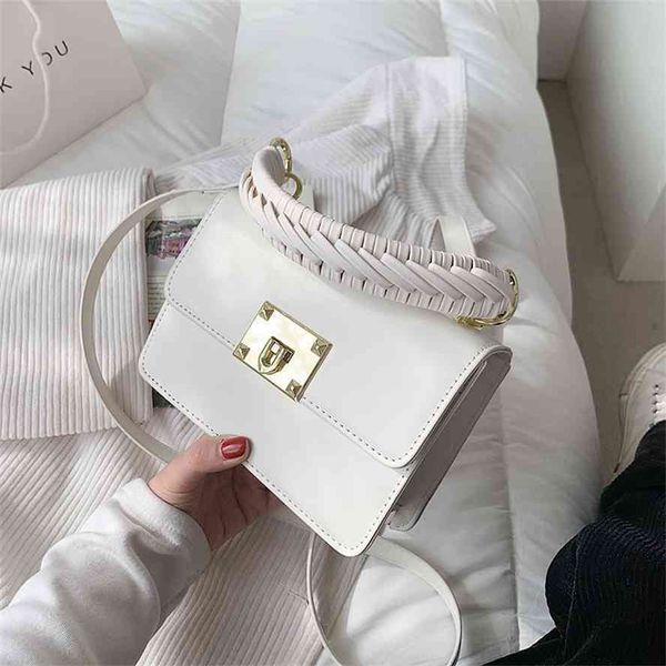 women's new 2021 messenger shoulder korean fashion woven handbag foreign style texture small square bag
women's new 2021 messenger shoulder korean fashion woven handbag foreign style texture small square bag